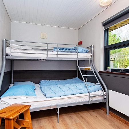 8 Person Holiday Home In R M Lakolk Exteriör bild